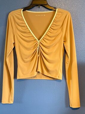 Abercrombie & Fitch Cropped Mustard Ruched V-Neck Long Sleeve Top